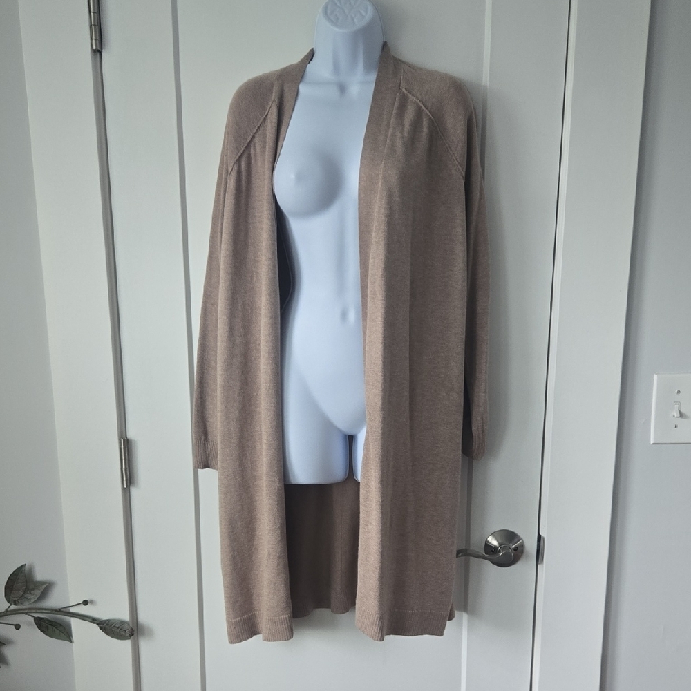 89th & Madison Tan Long Cardigan Sweater